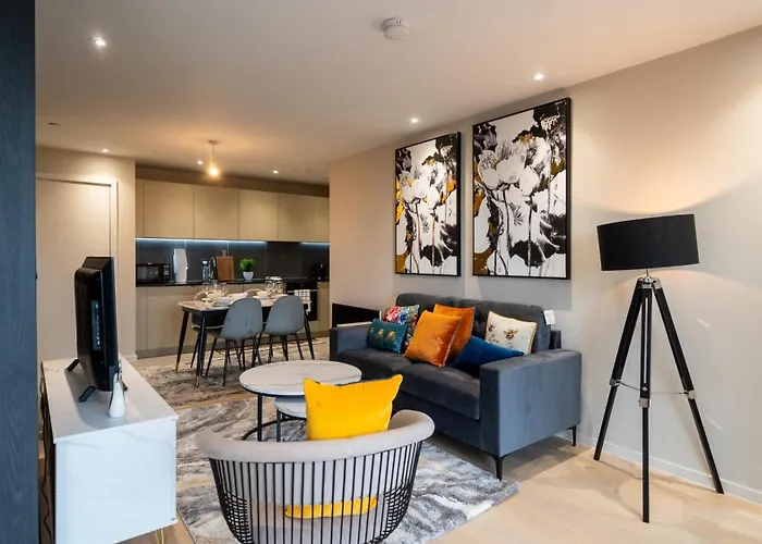 Mega5 Modern 2Bedroom Luxury Deansgate-2Baths, 2Toilets, With Car Park